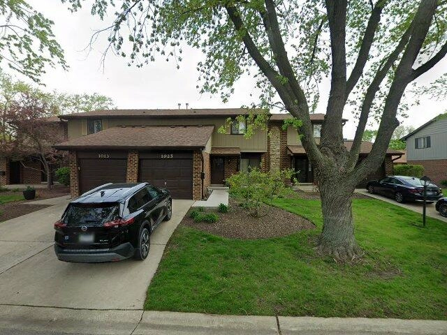 House image located at Wheaton, IL 60189