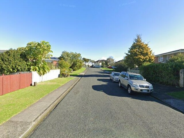 House image located at Robbins, IL 60472