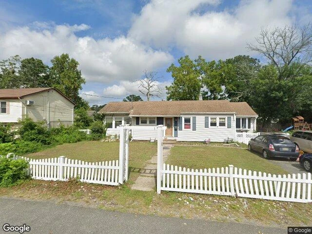 House image located at Beachwood, NJ 08722