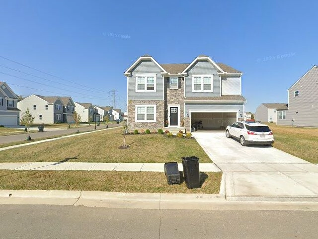 House image located at Groveport, OH 43125