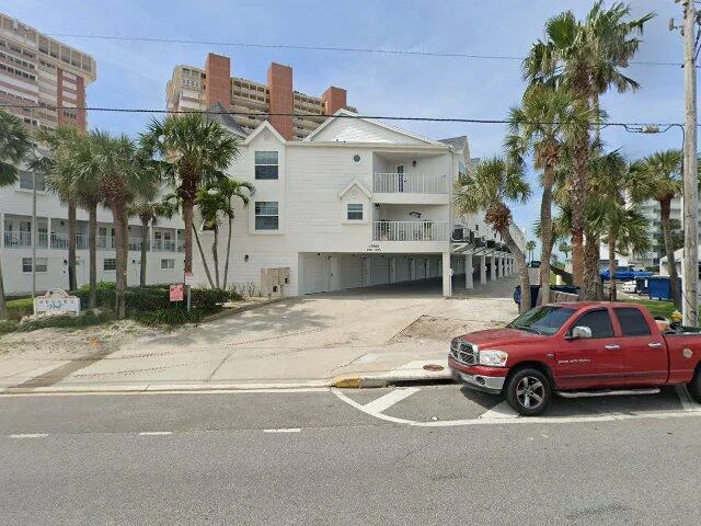 House image located at Saint Petersburg, FL 33708