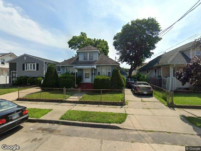 House image located at Freeport, NY 11520