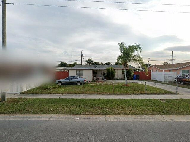House image located at Tampa, FL 33614