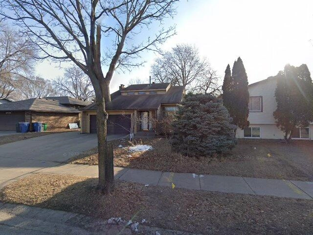House image located at Minneapolis, MN 55430