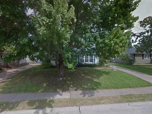 House image located at Rock Island, IL 61201