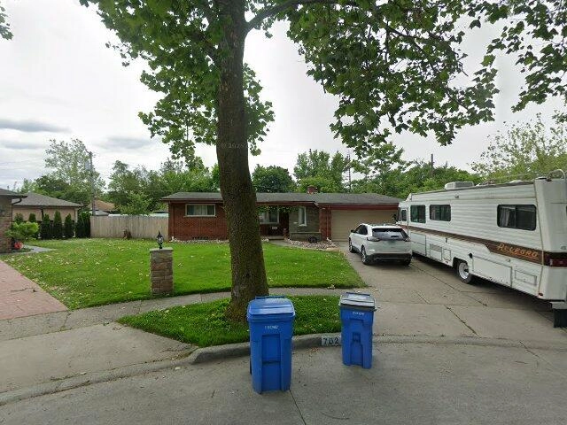 House image located at Dearborn Heights, MI 48127