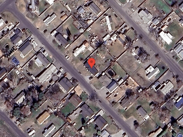 House image located at Burbank, WA 99323