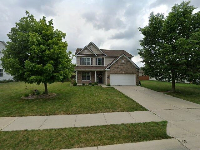 House image located at Avon, IN 46123