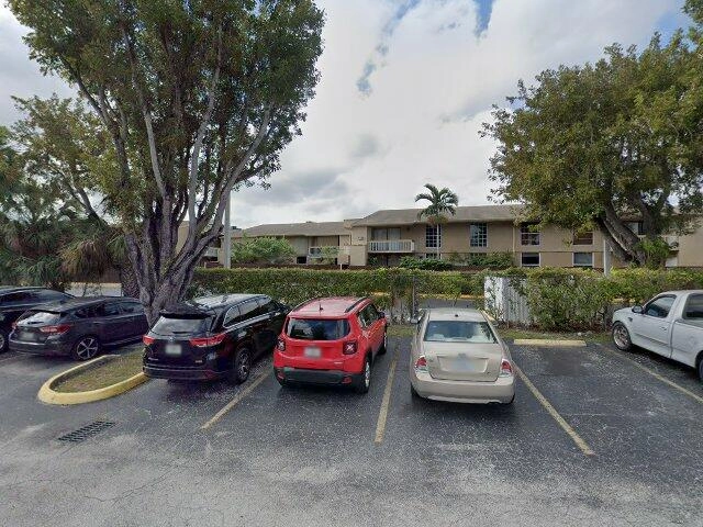 House image located at Miami, FL 33183