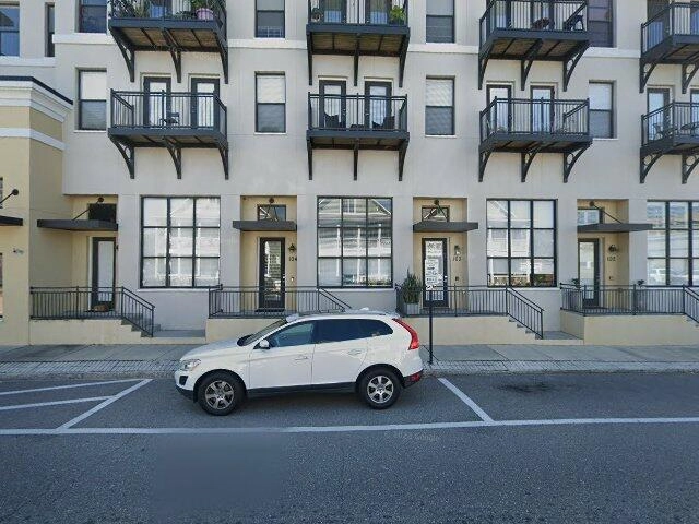 House image located at Tampa, FL 33605