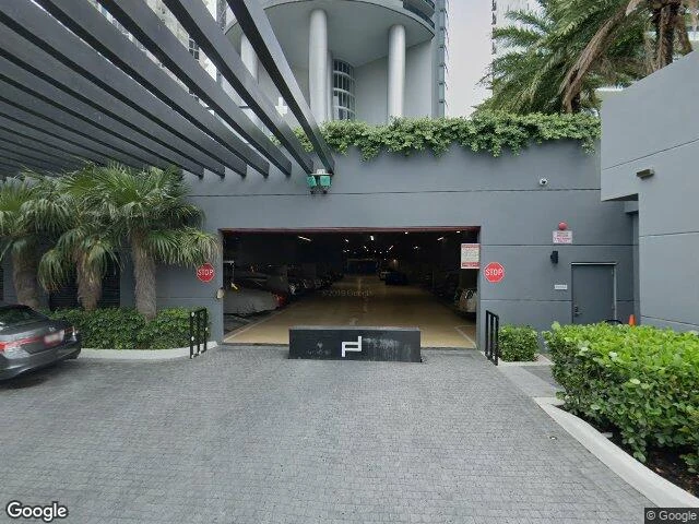 House image located at North Miami Beach, FL 33160