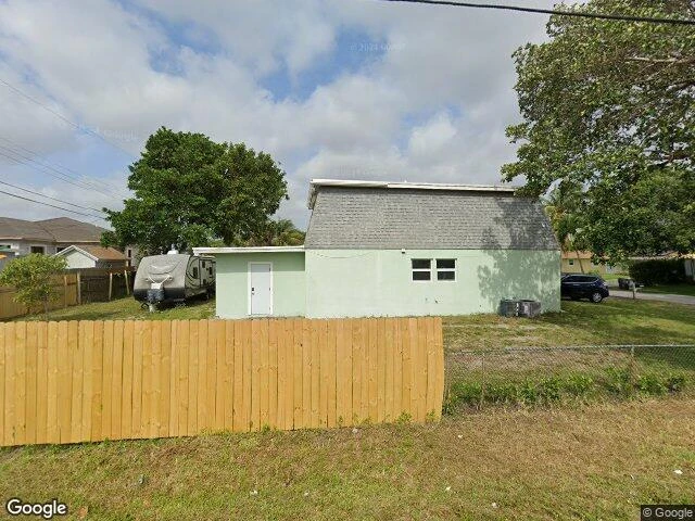 House image located at Lake Worth, FL 33462