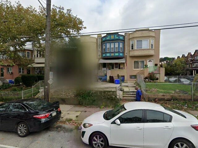 House image located at Philadelphia, PA 19143