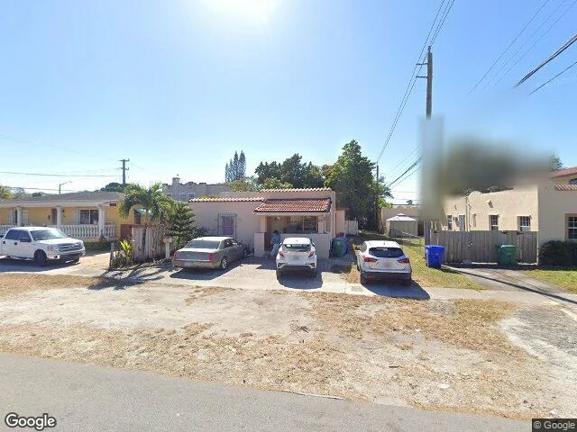 House image located at Miami, FL 33135
