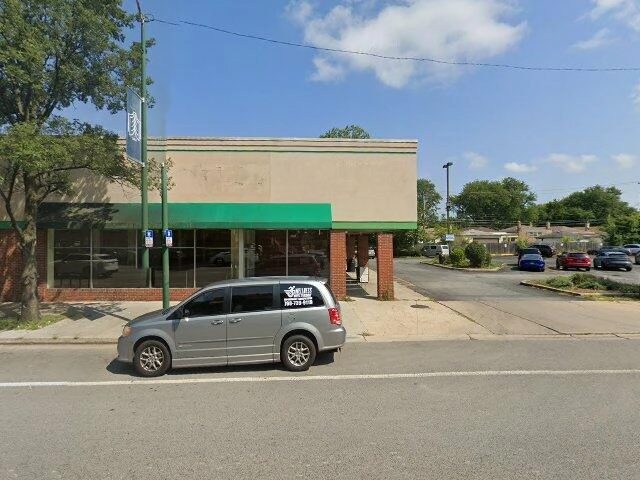 House image located at Chicago, IL 60617