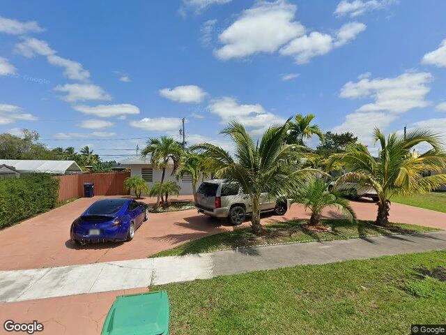 House image located at Miami, FL 33165