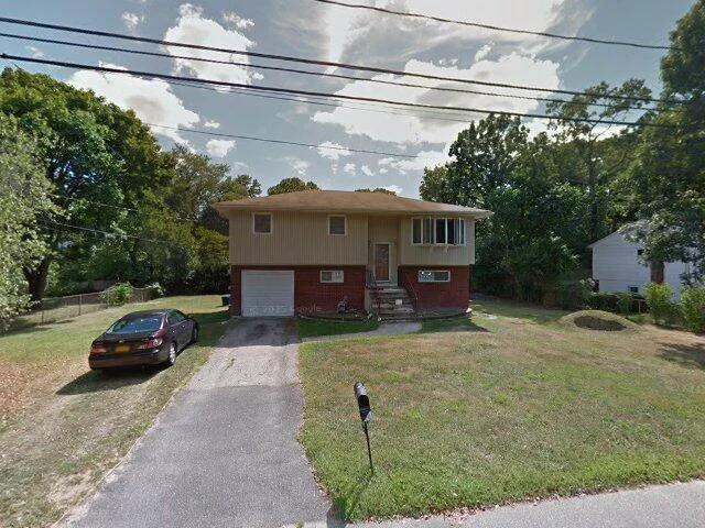 House image located at West Babylon, NY 11704