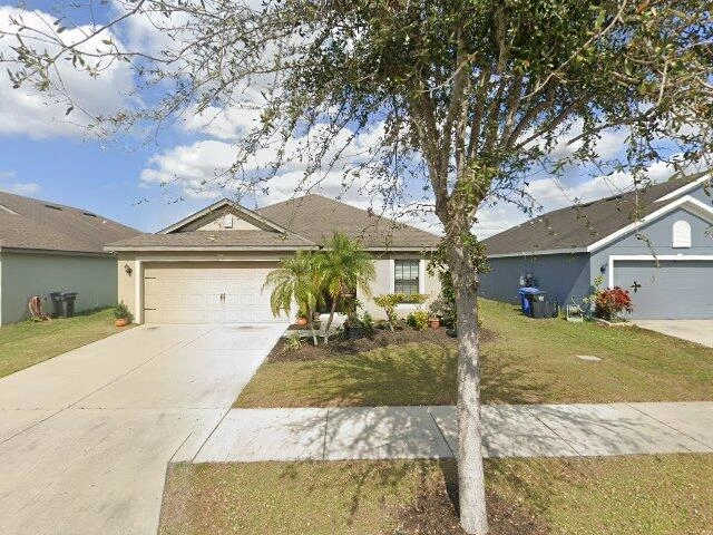 House image located at Wimauma, FL 33598
