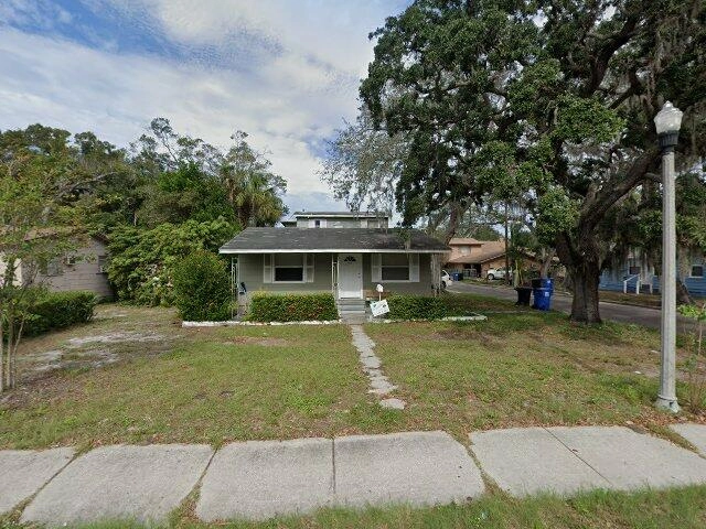 House image located at Saint Petersburg, FL 33712