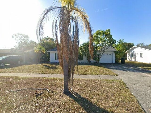 House image located at Saint Petersburg, FL 33712