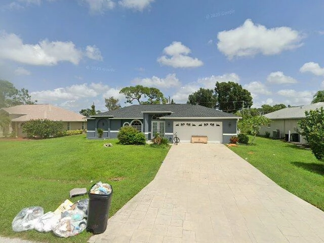 House image located at Fort Myers, FL 33967