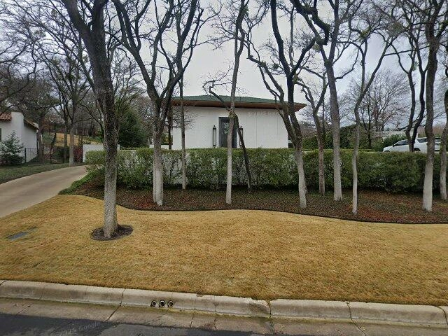 House image located at Oakland, CA 94611