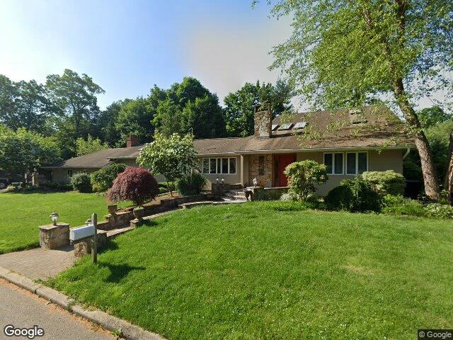 House image located at Smithtown, NY 11787