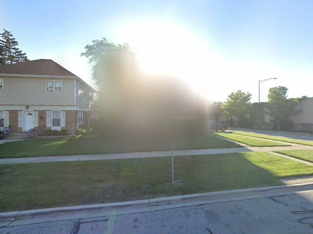 House image located at Westchester, IL 60154