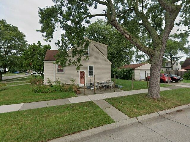 House image located at Oak Park, MI 48237