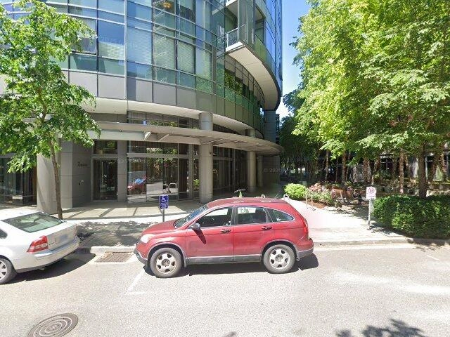 House image located at Portland, OR 97239