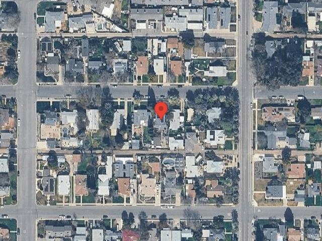 House image located at Kingsburg, CA 93631