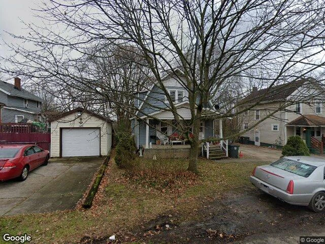 House image located at Akron, OH 44307
