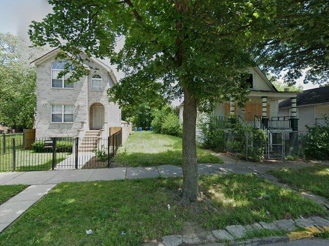House image located at Chicago, IL 60628