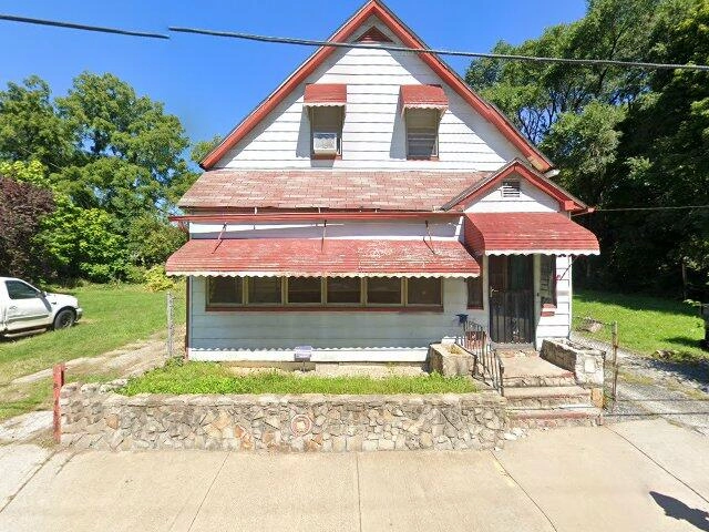 House image located at Cleveland, OH 44104