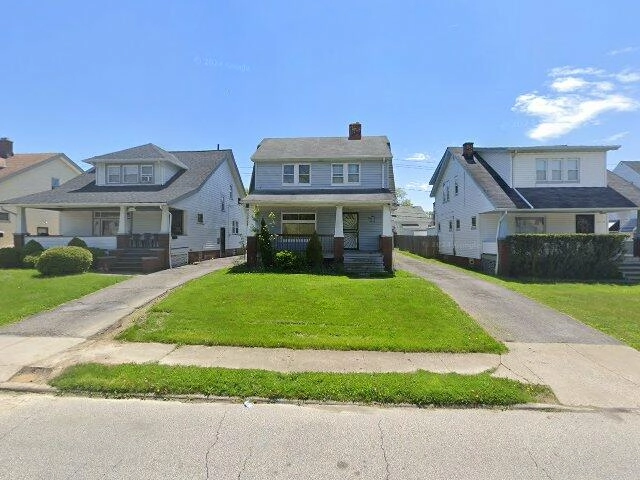House image located at Cleveland, OH 44105