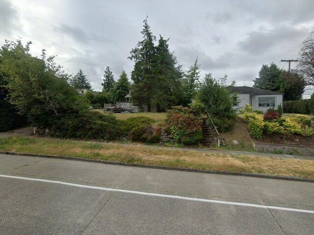 House image located at Seattle, WA 98118