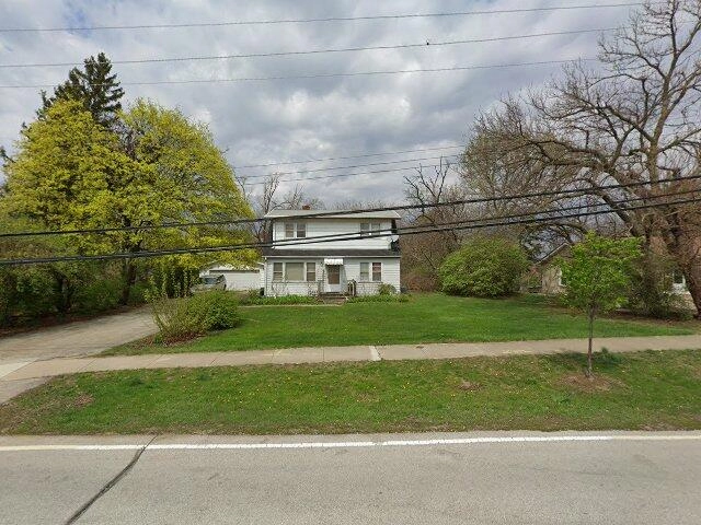 House image located at Lisle, IL 60532