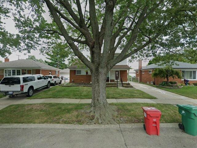 House image located at Eastpointe, MI 48021