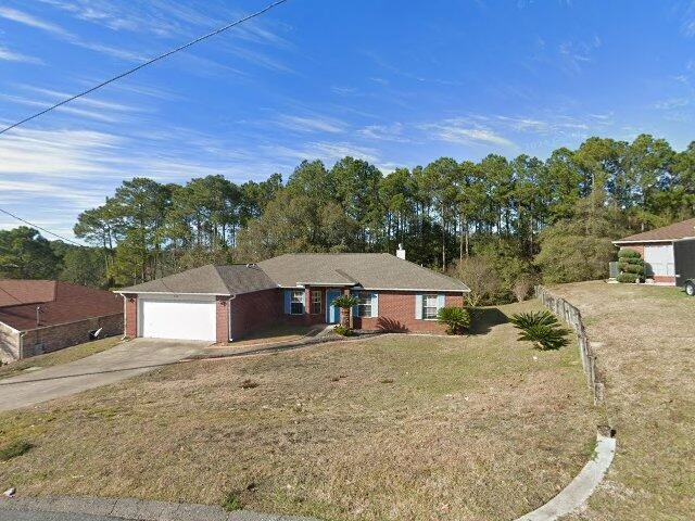 House image located at Crestview, FL 32536
