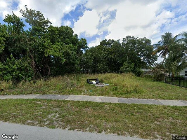 House image located at Opa Locka, FL 33054