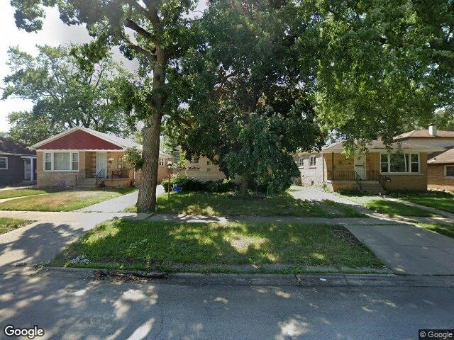 House image located at Dolton, IL 60419