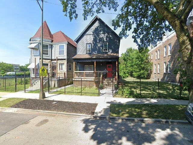 House image located at Chicago, IL 60621