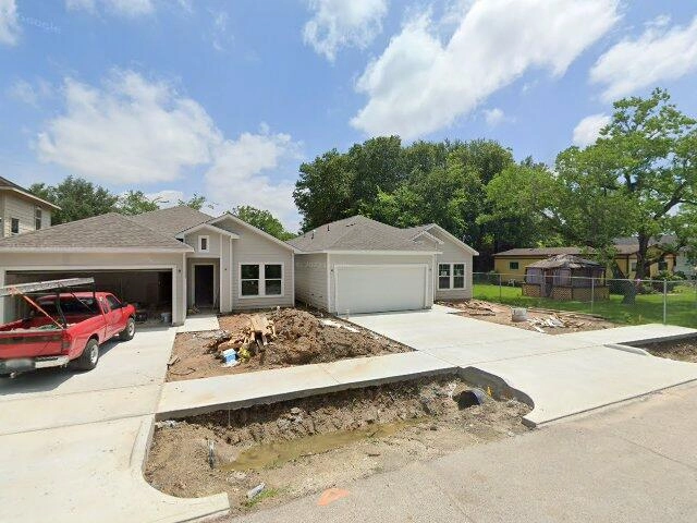 House image located at Houston, TX 77028