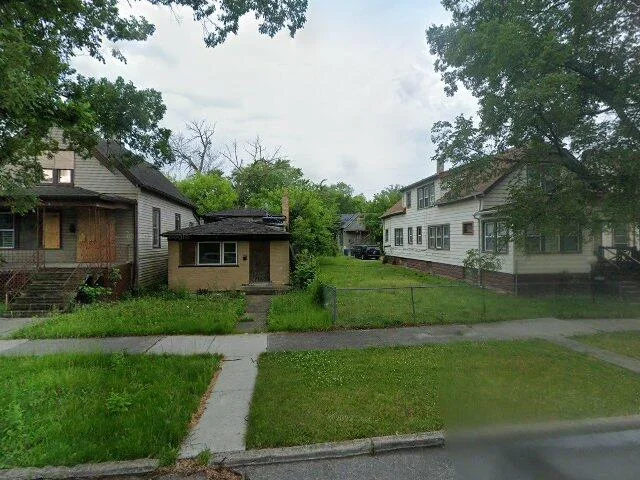 House image located at Chicago, IL 60628