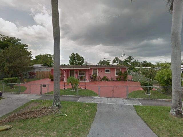 House image located at Miami, FL 33165