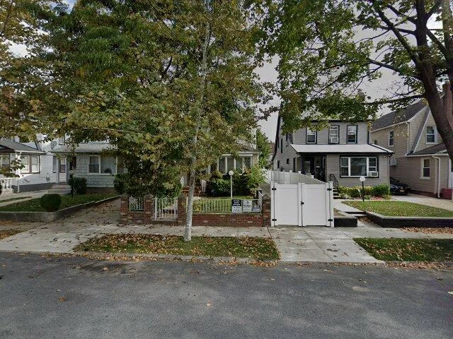 House image located at Saint Albans, NY 11412