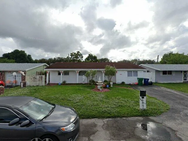 House image located at Hollywood, FL 33023