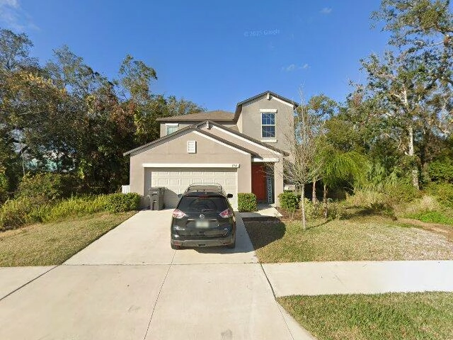 House image located at Ruskin, FL 33570