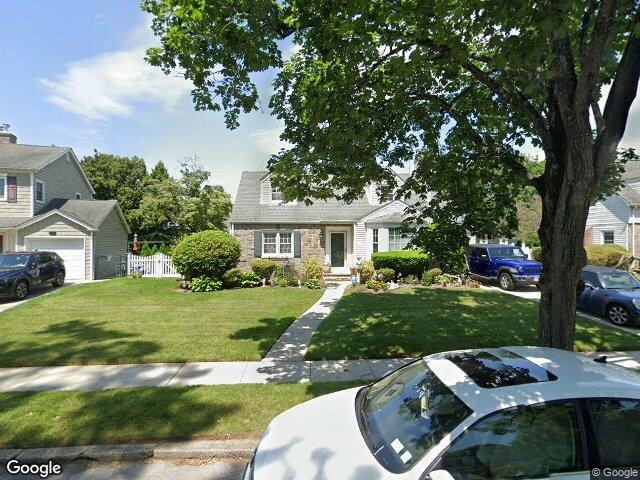 House image located at Freeport, NY 11520