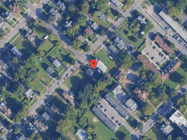 House image located at Crestview, FL 32536